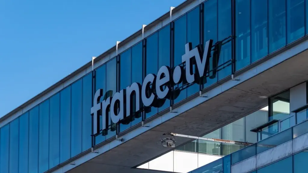 “Interne spanningen”: Paul Larrouturou na één seizoen weggestuurd bij Franceinfo